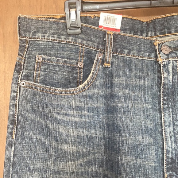 Relisted Levi’s 550 relaxed slight distressed jean tapered leg 40 X 36 big&tall - Picture 7 of 17